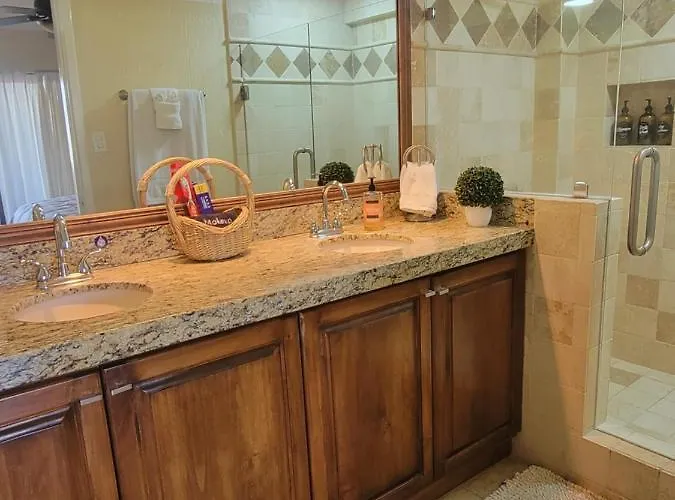 Location In Medano -marina Sol Lrg 2 Bed Steps To Beach, Downtown & Marina *